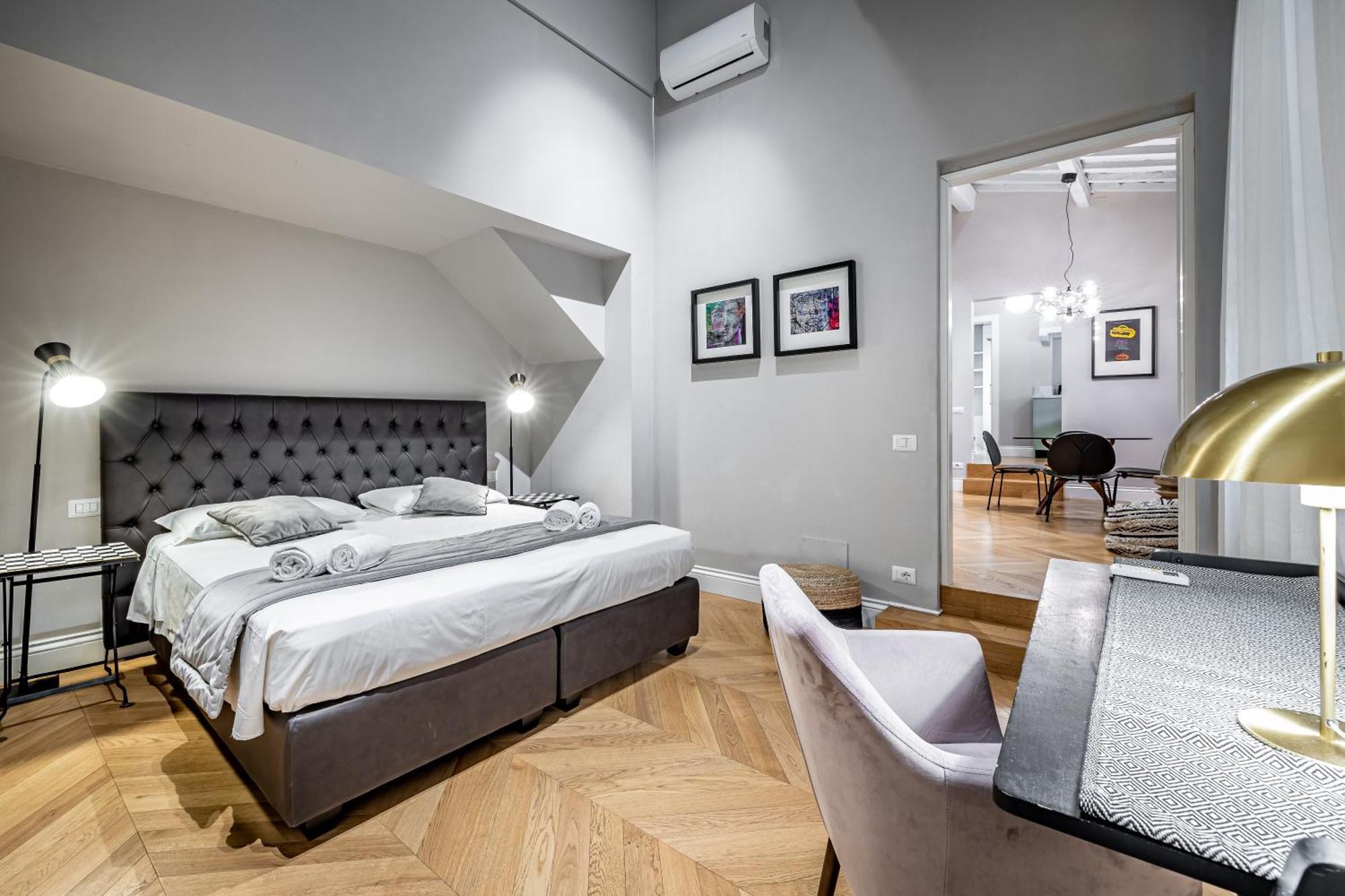 Hs4U Ricasoli Luxury Apartment Near Duomo N.1 فلورنس المظهر الخارجي الصورة